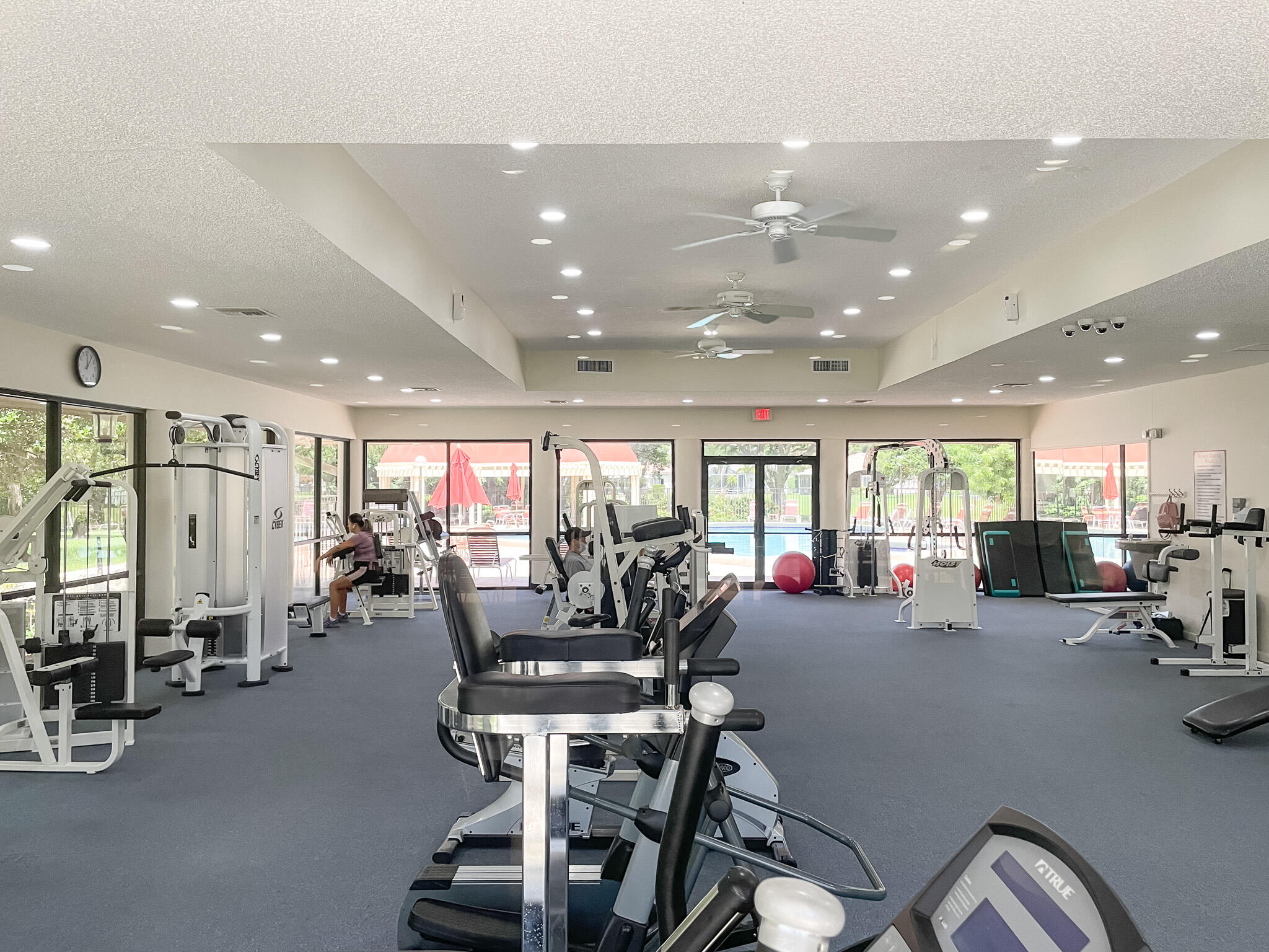 DIPLOMAT SQUARE CONDO - Residential