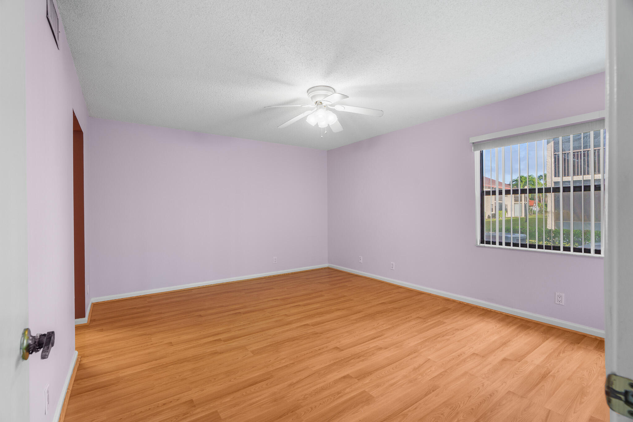 DIPLOMAT SQUARE CONDO - Residential