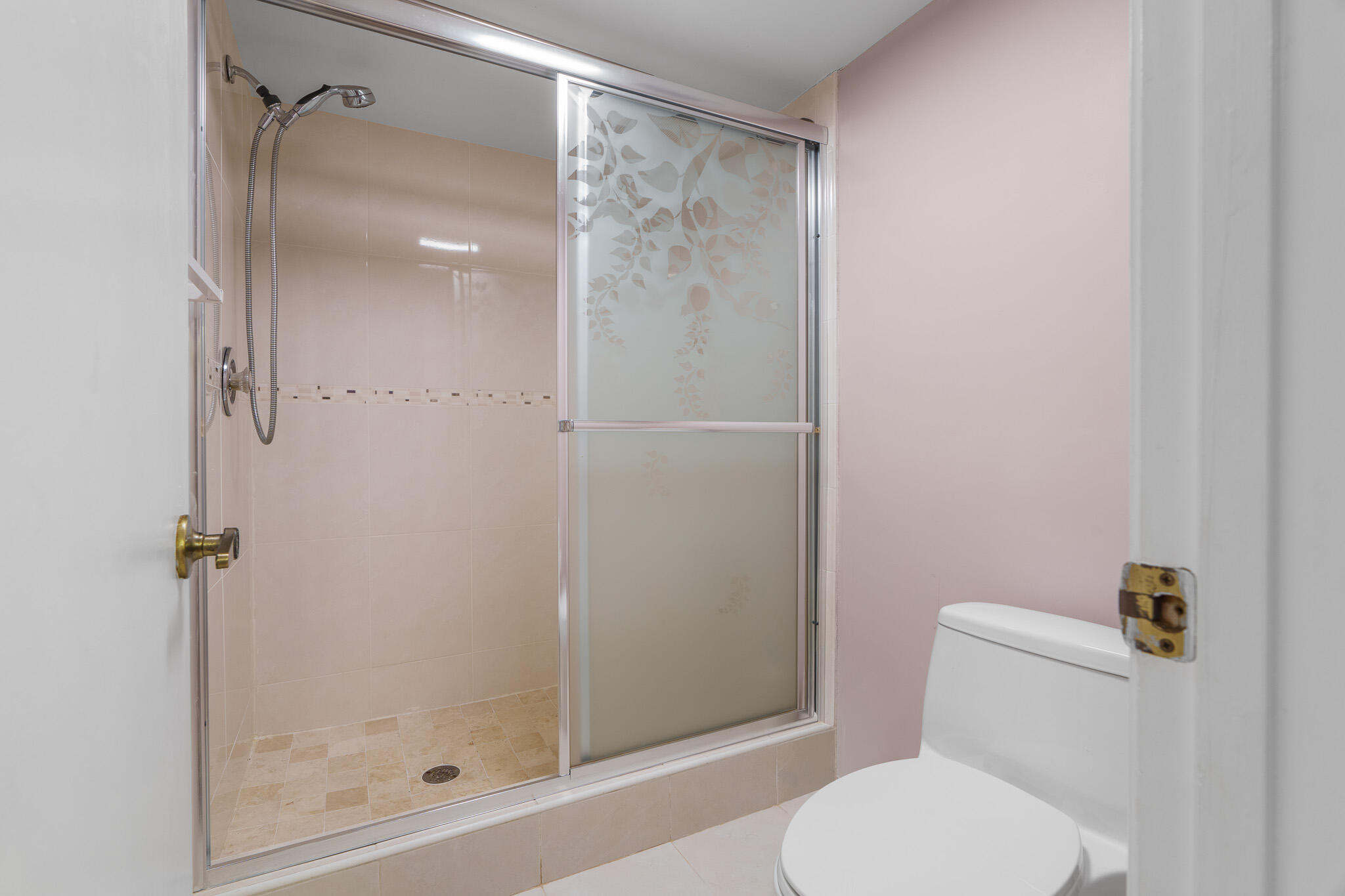 DIPLOMAT SQUARE CONDO - Residential