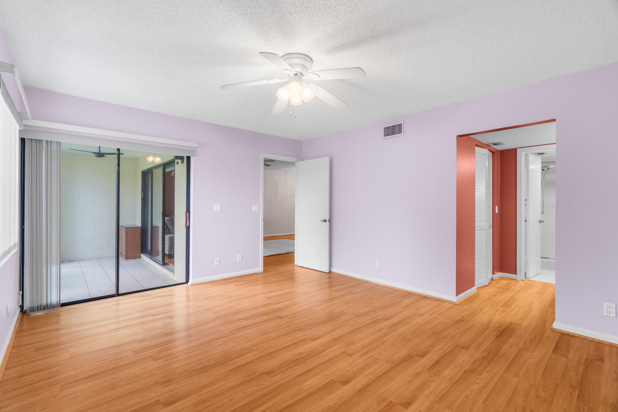 DIPLOMAT SQUARE CONDO - Residential