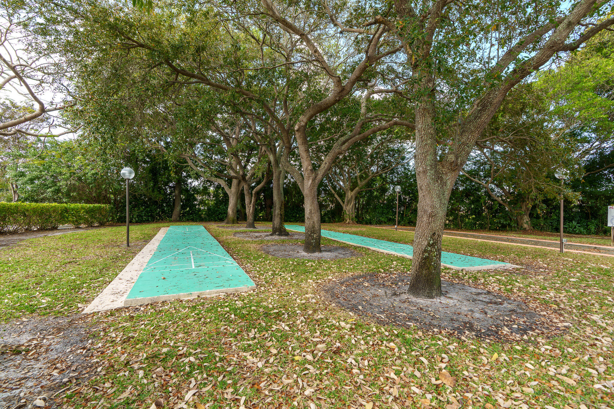 DIPLOMAT SQUARE CONDO - Residential