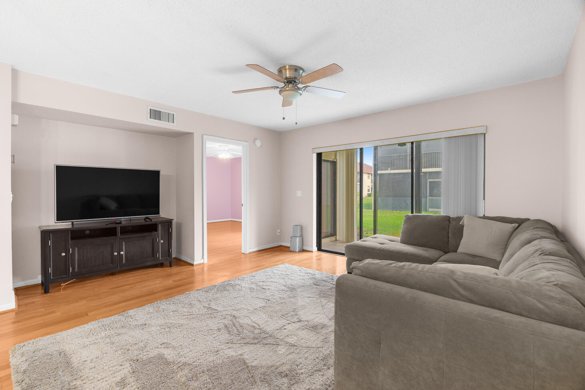 DIPLOMAT SQUARE CONDO - Residential