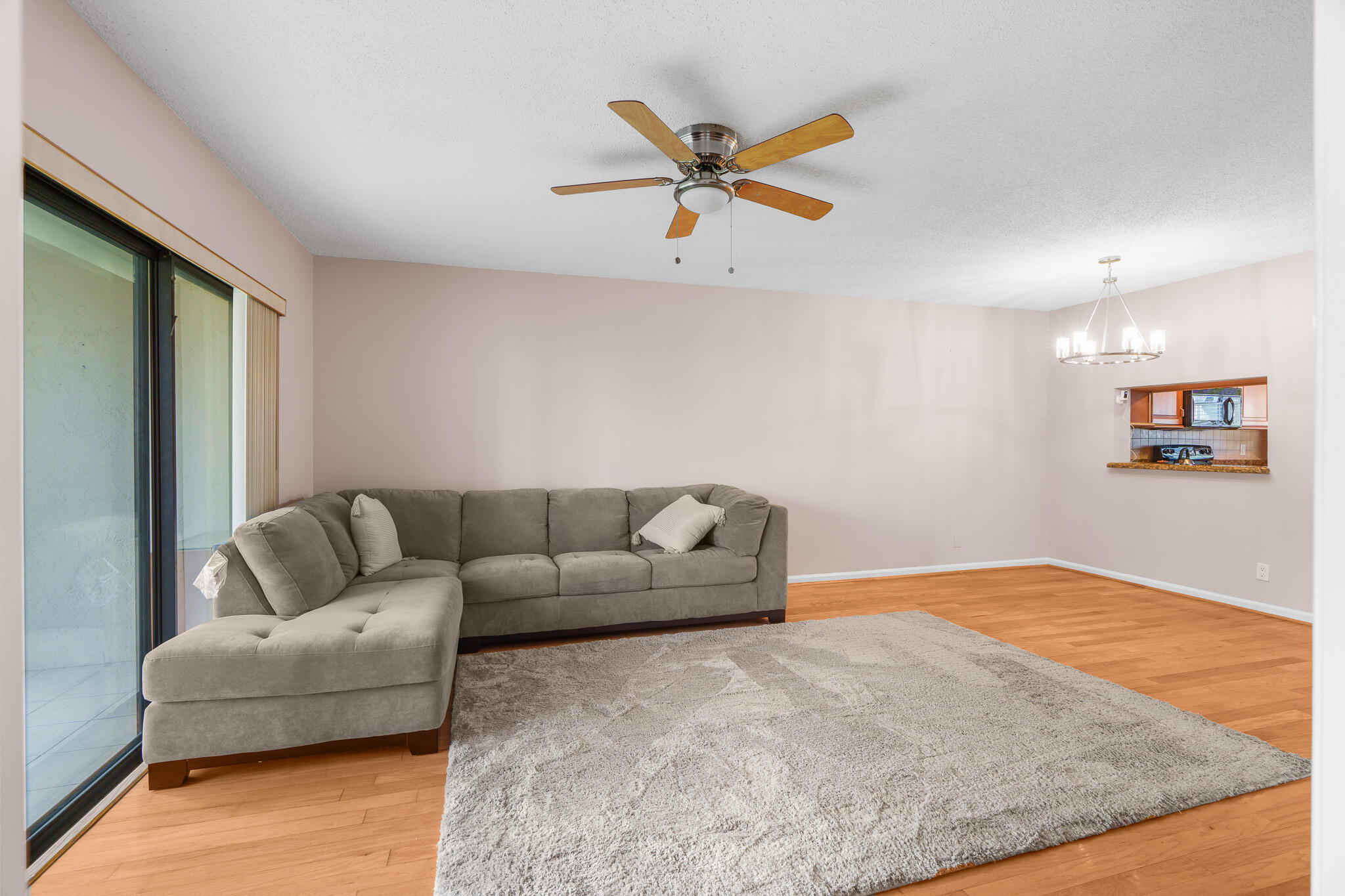 DIPLOMAT SQUARE CONDO - Residential