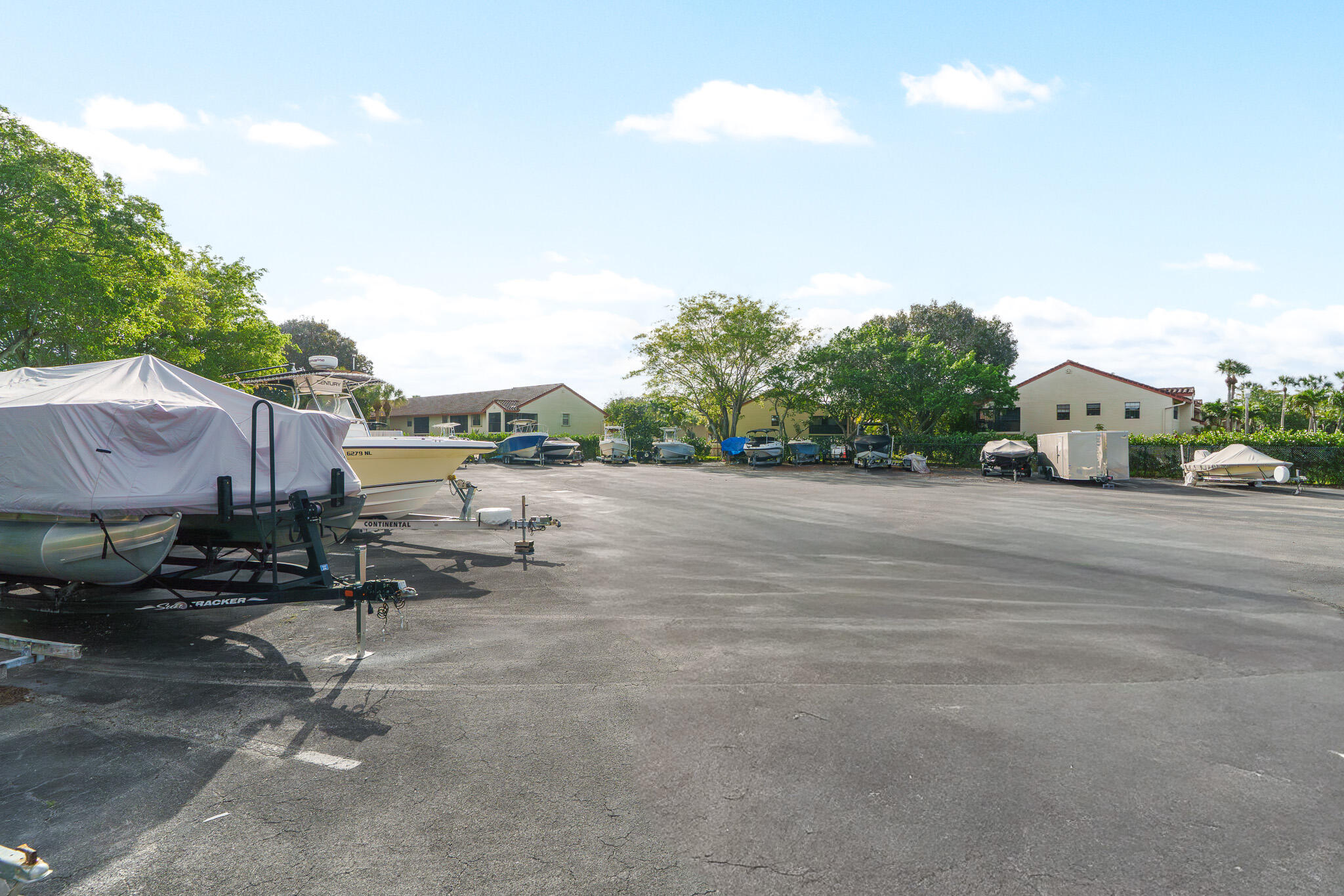 DIPLOMAT SQUARE CONDO - Residential