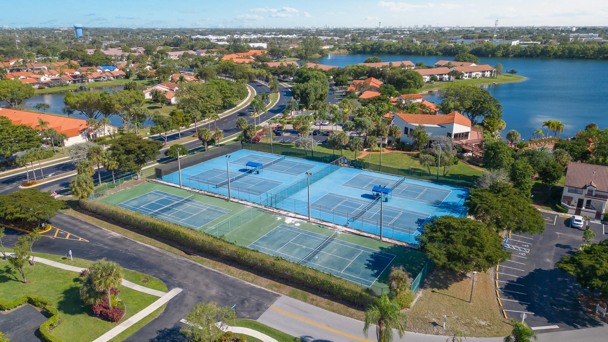 DIPLOMAT SQUARE CONDO - Residential