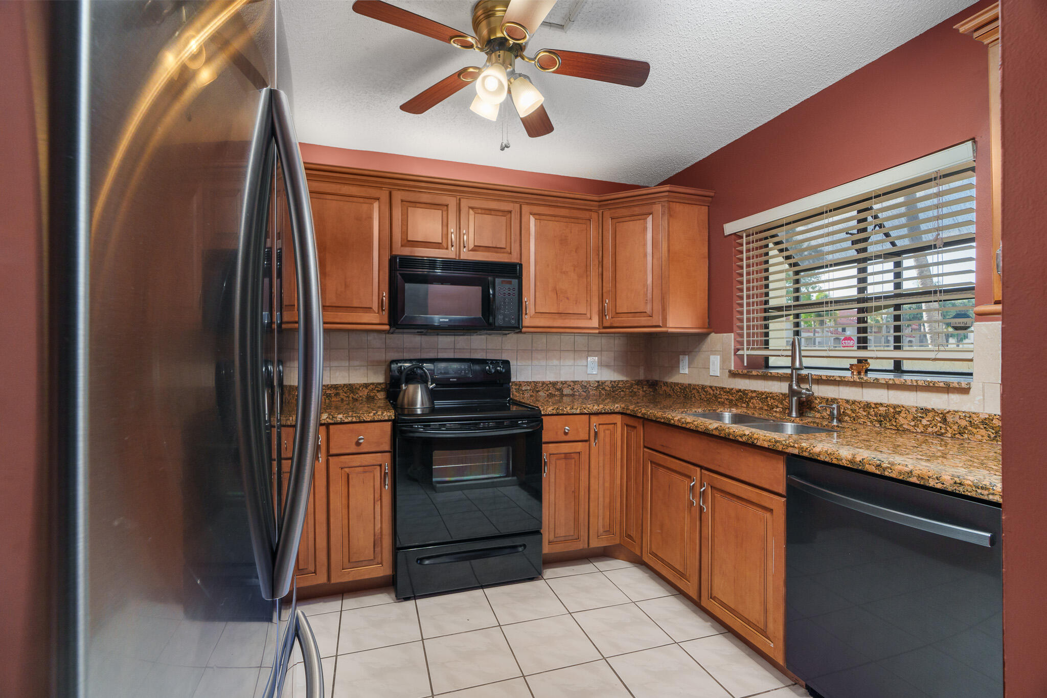 DIPLOMAT SQUARE CONDO - Residential