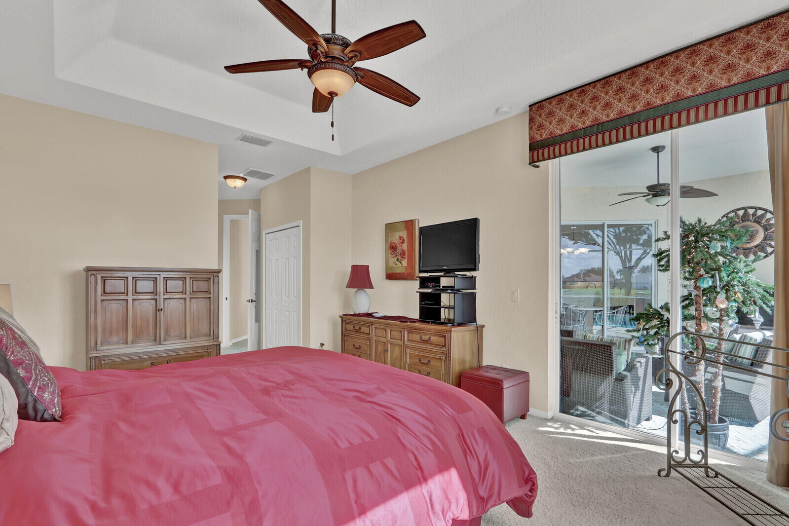 Sawgrass Lakes - Residential