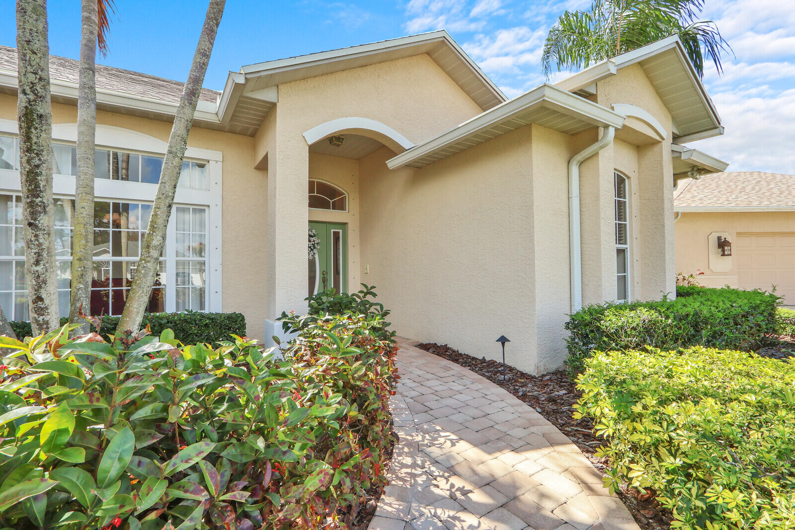 Sawgrass Lakes - Residential