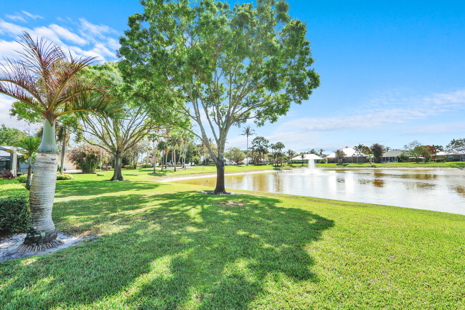 Sawgrass Lakes - Residential