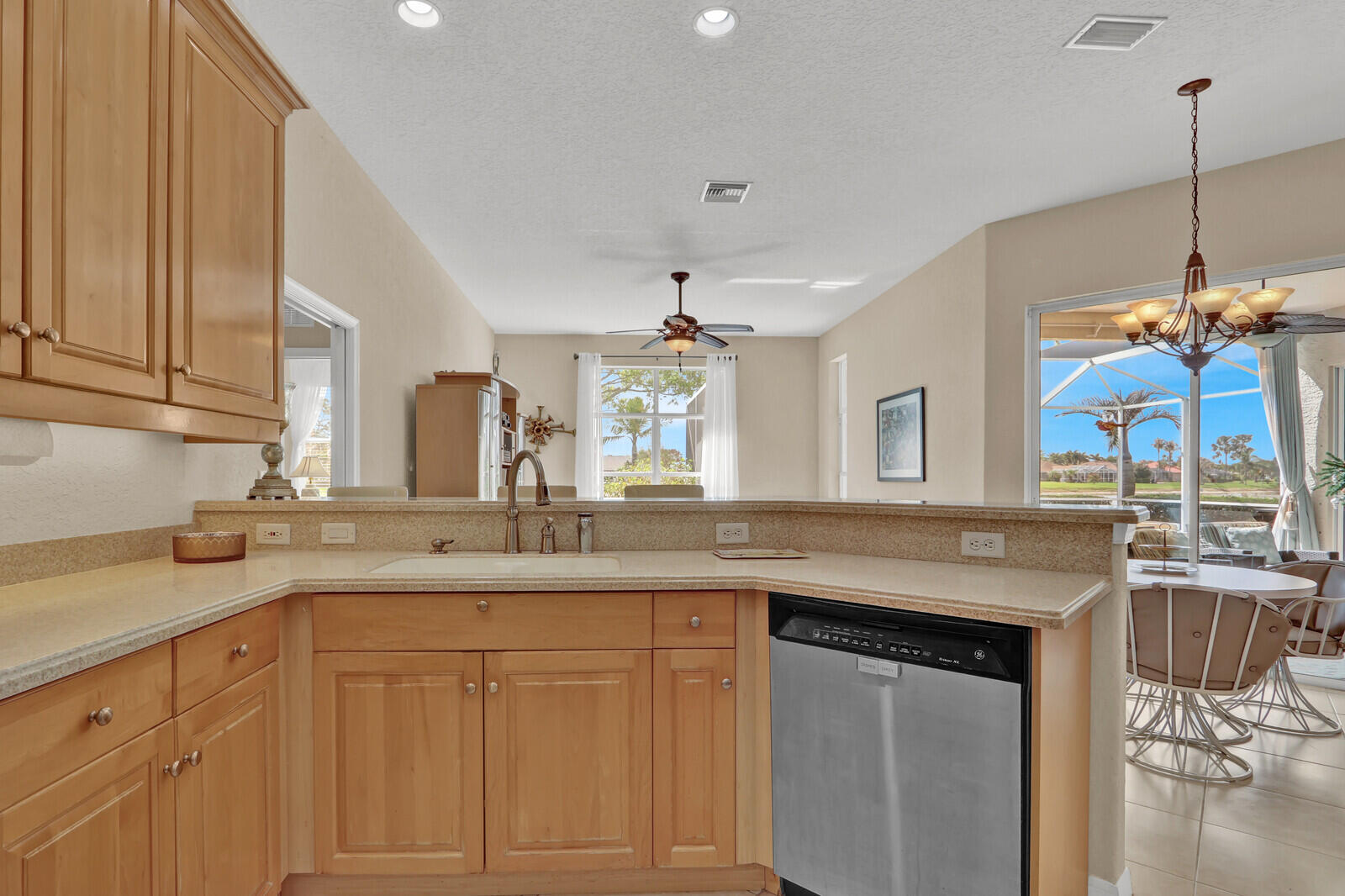 Sawgrass Lakes - Residential