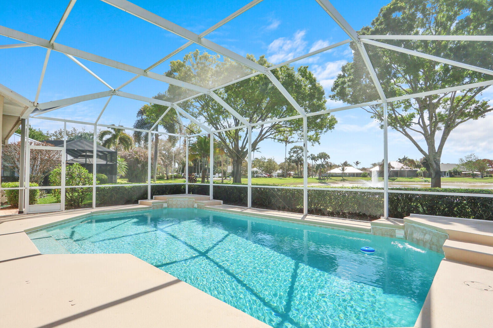 Sawgrass Lakes - Residential