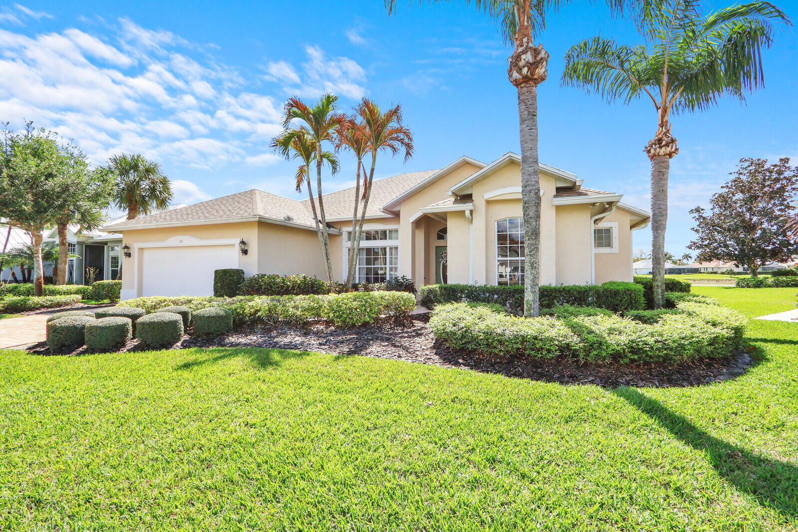 Sawgrass Lakes - Residential