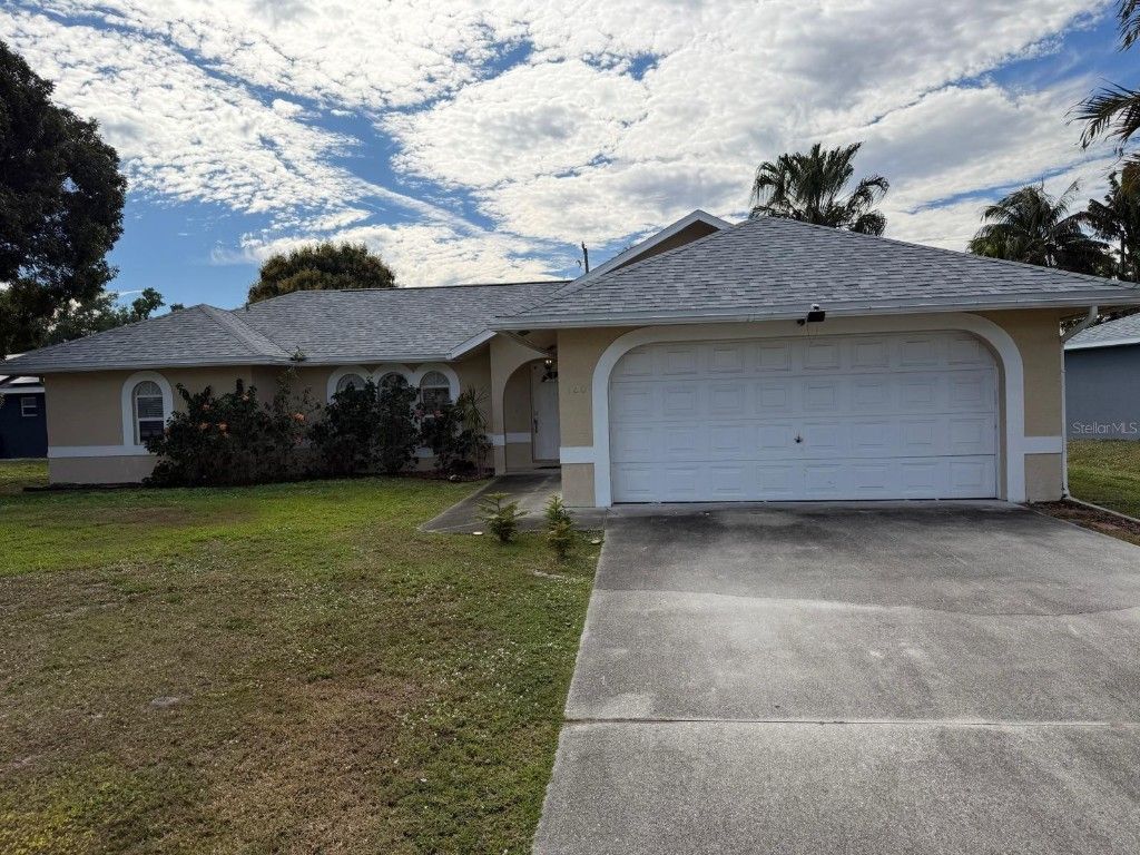 Photo of 120 SW Bedford Road, Port Saint Lucie, FL 34953 (MLS # F10548065)