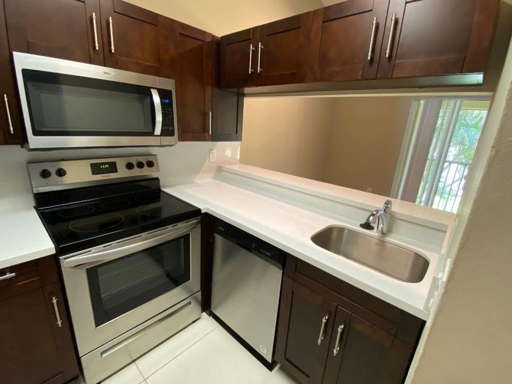 Photo of 19213 Glenmoor Dr #19213, West Palm Beach, FL 33409 (MLS # F10528095)