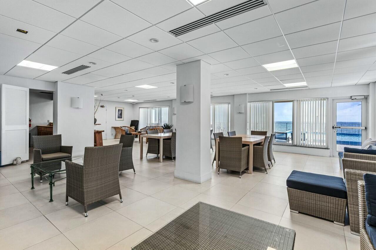 OCEAN REEF TOWERS INC CON - Residential