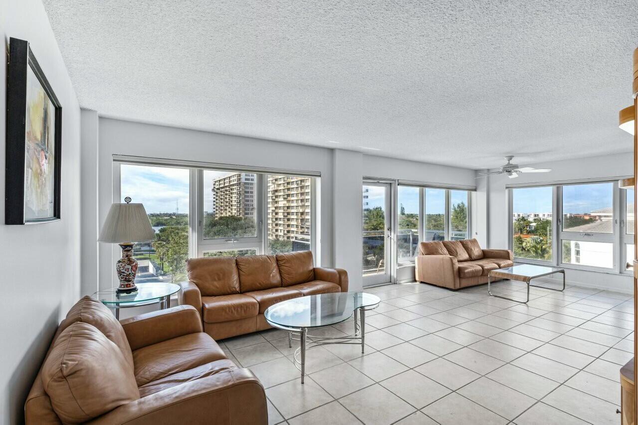 OCEAN REEF TOWERS INC CON - Residential