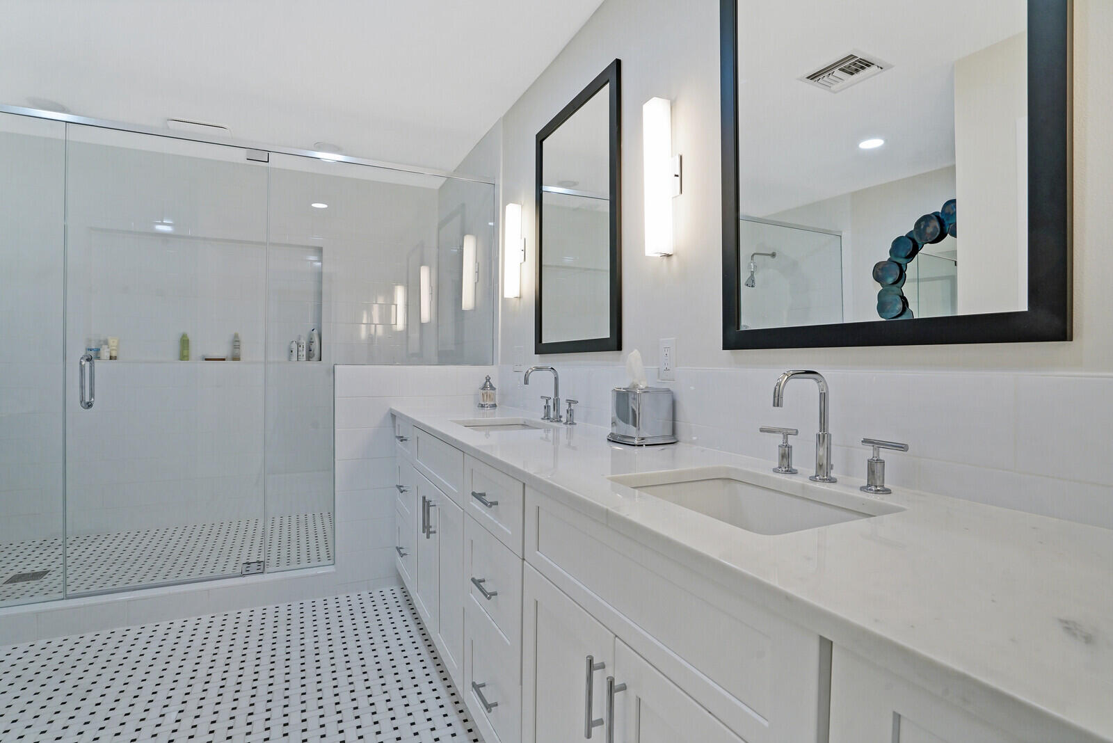 LAKE SHORE ESTATES - Residential