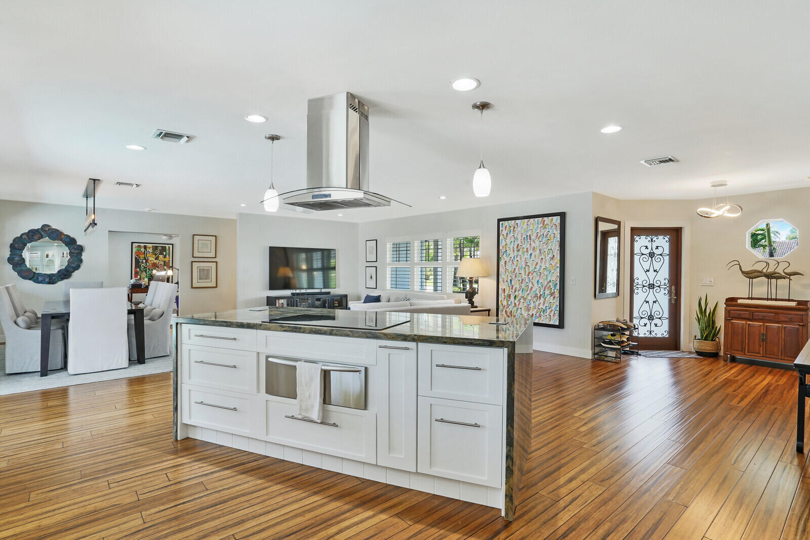 LAKE SHORE ESTATES - Residential