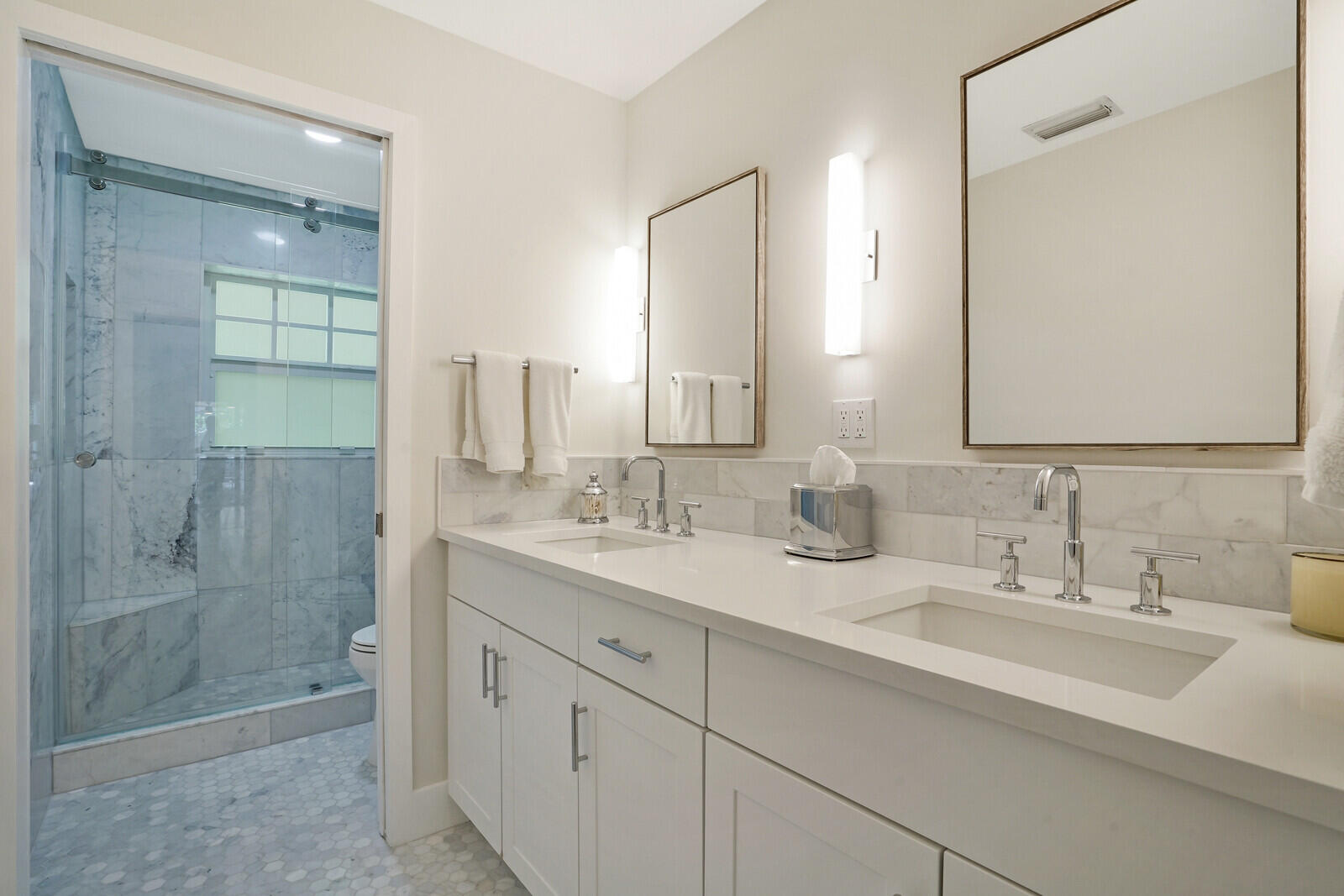 LAKE SHORE ESTATES - Residential