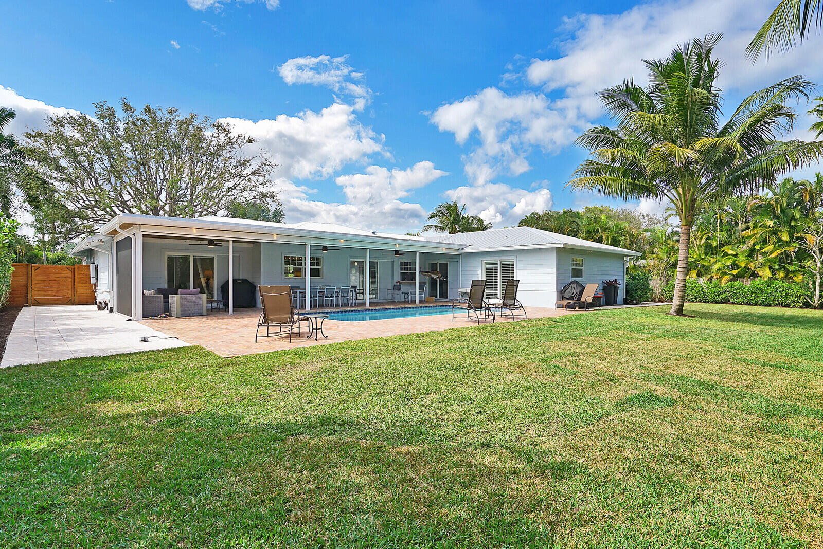 LAKE SHORE ESTATES - Residential