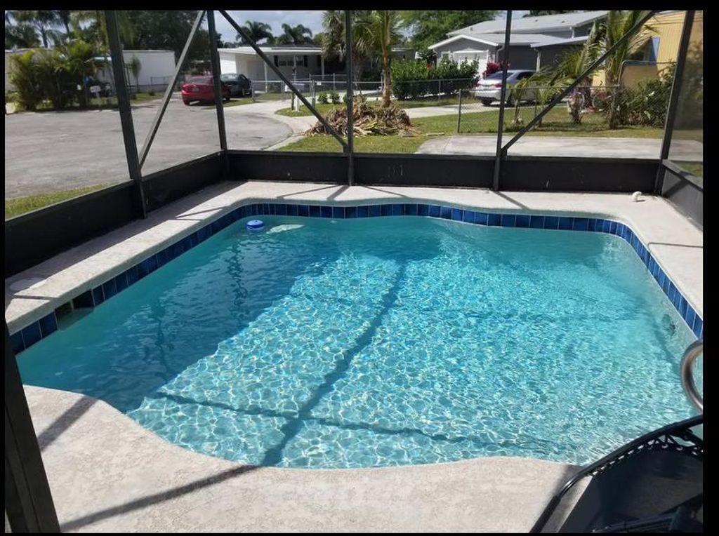 Photo of 192 SE Riverbend Street, Stuart, FL 34997 (MLS # R10718409)