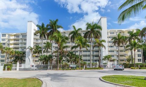 A home in Deerfield Beach