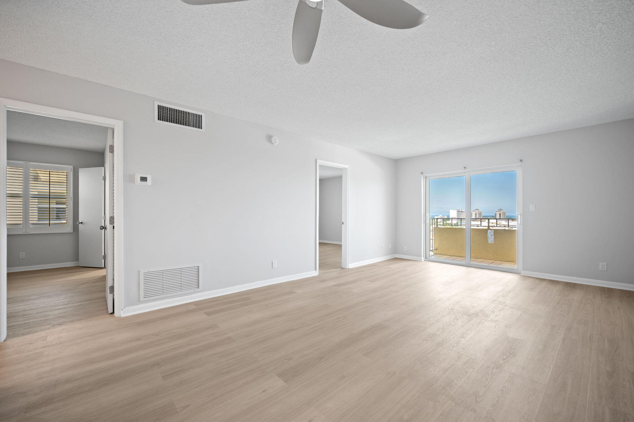VICTORIA PARK TOWER CONDO - Residential