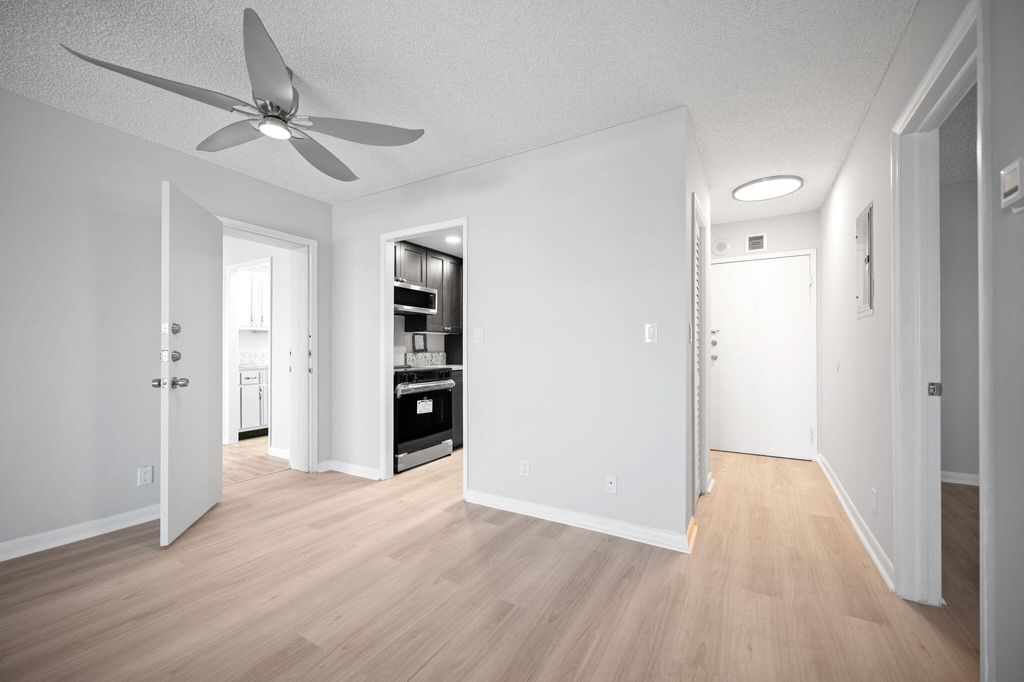 Photo of 900 NE 18th Avenue #1407, Fort Lauderdale, FL 33304 (MLS # B26027528)