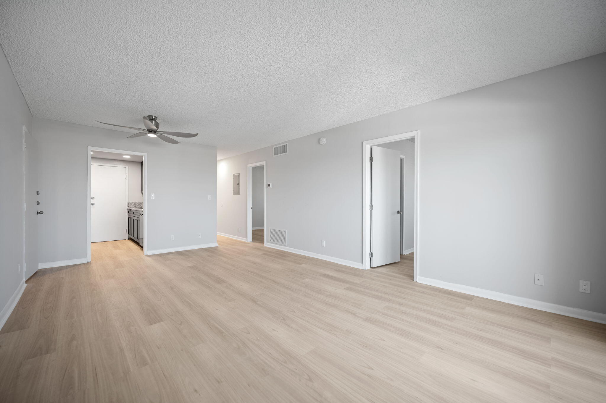 VICTORIA PARK TOWER CONDO - Residential