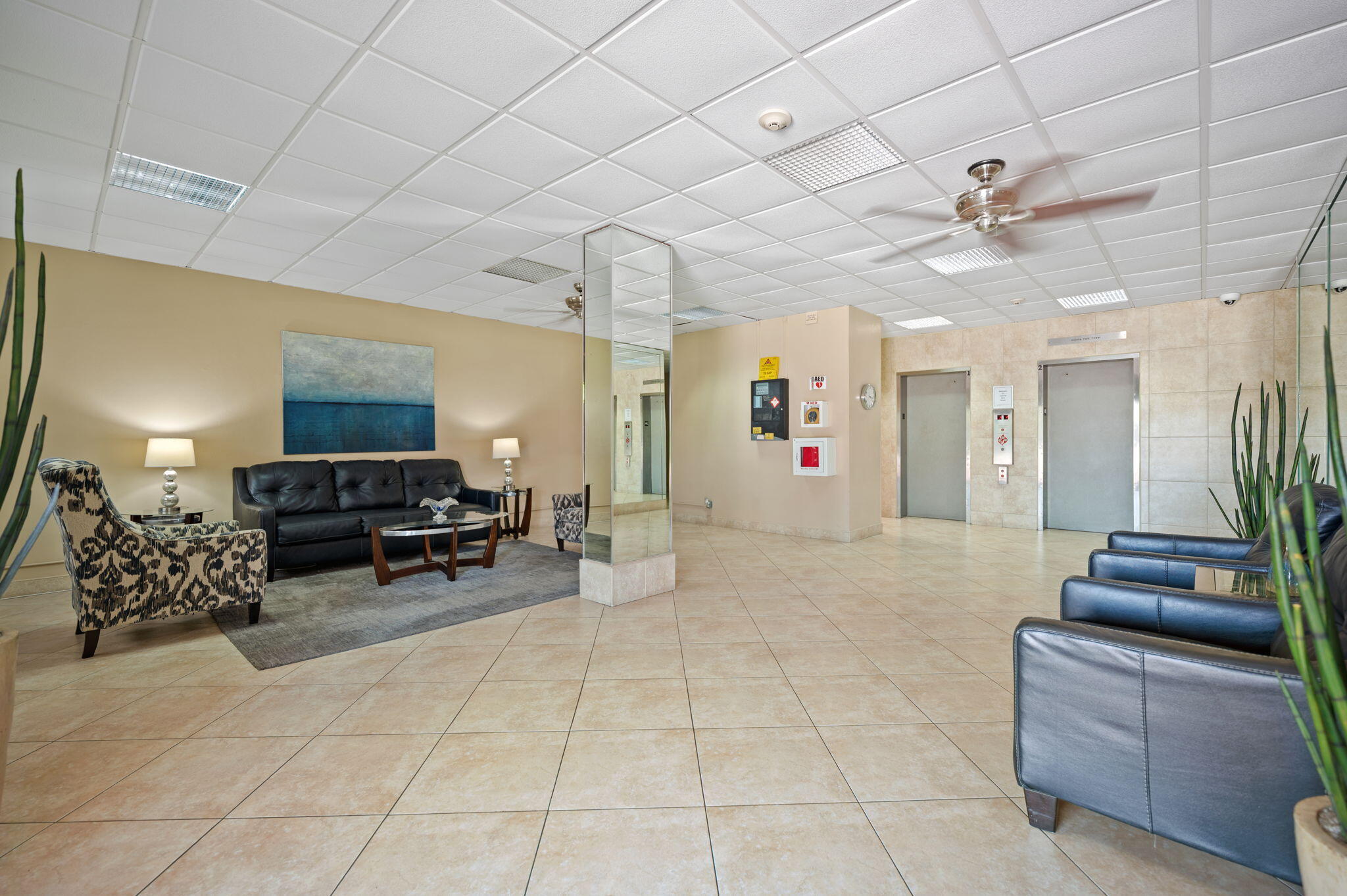 VICTORIA PARK TOWER CONDO - Residential