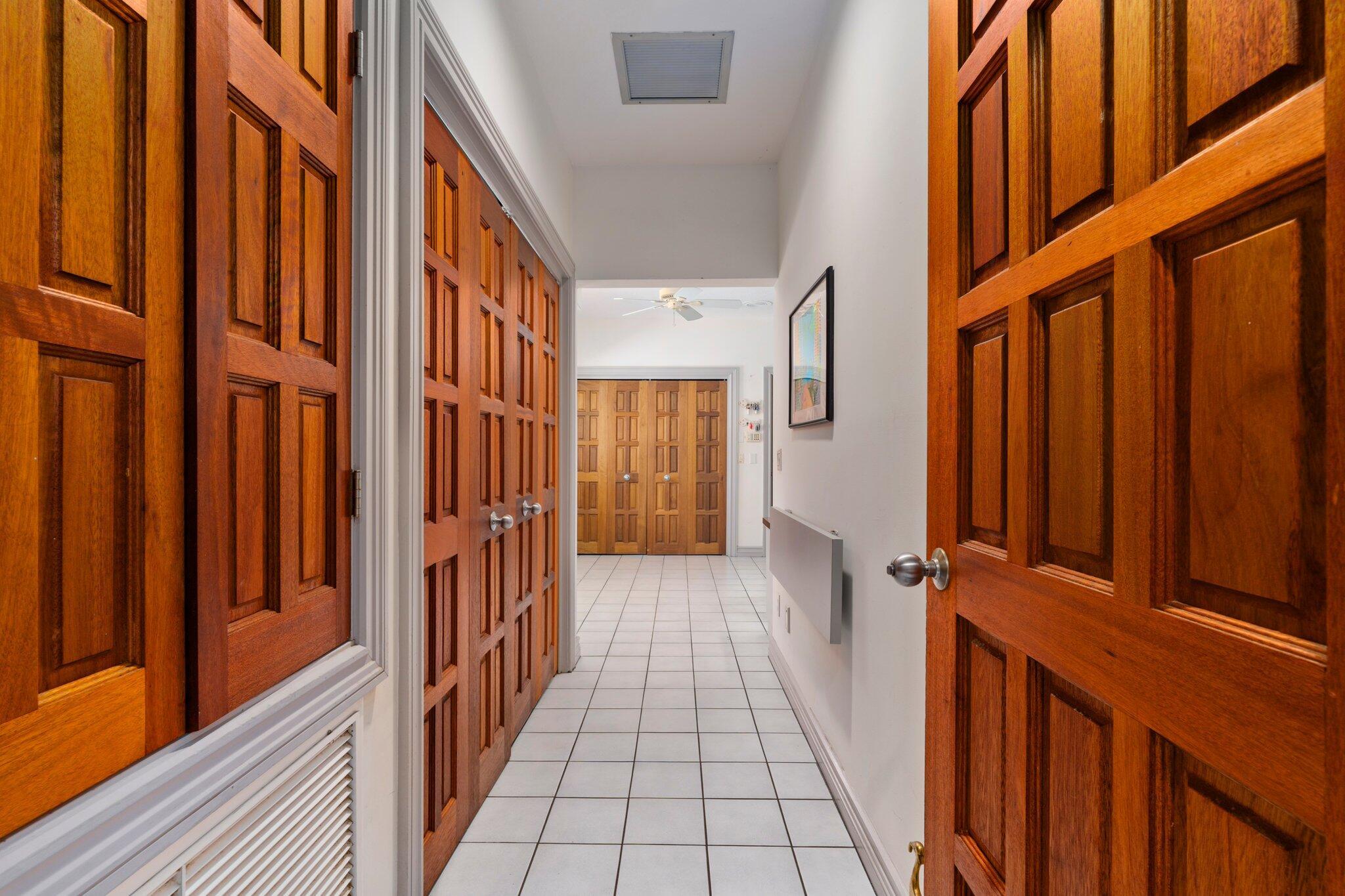 117 Queen Christina Court