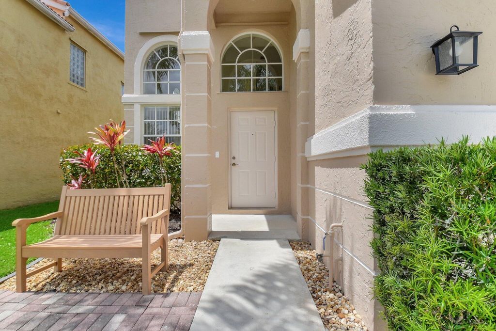 Photo of 6034 Oak Bluff Way, Lake Worth, FL 33467 (MLS # R11094952)