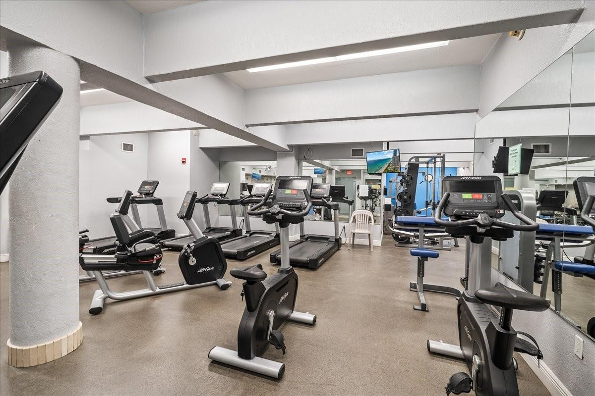 LA MER ESTATES EAST CONDO - Residential Lease