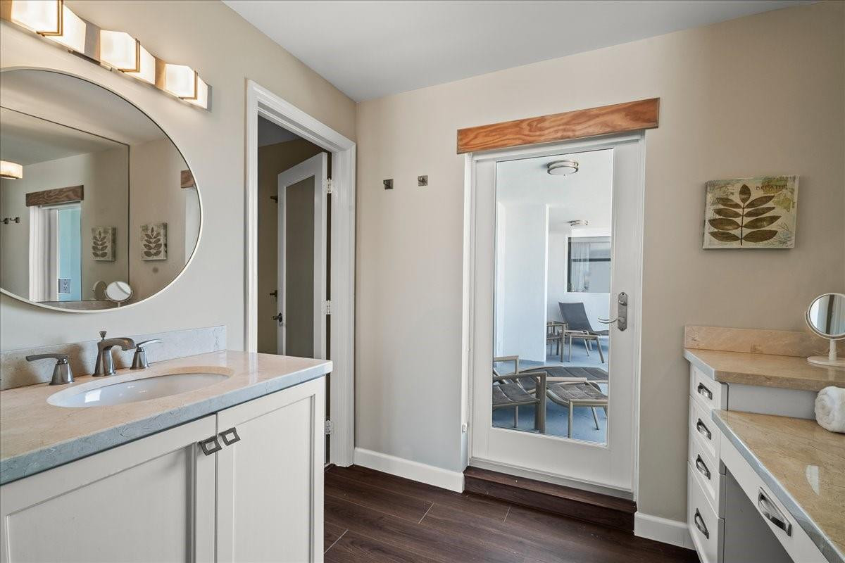 LA MER ESTATES EAST CONDO - Residential Lease