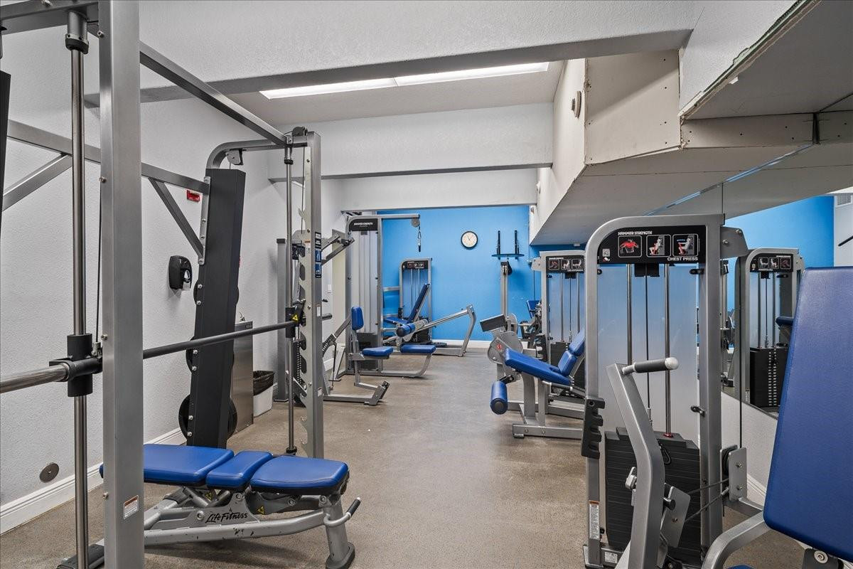 LA MER ESTATES EAST CONDO - Residential Lease