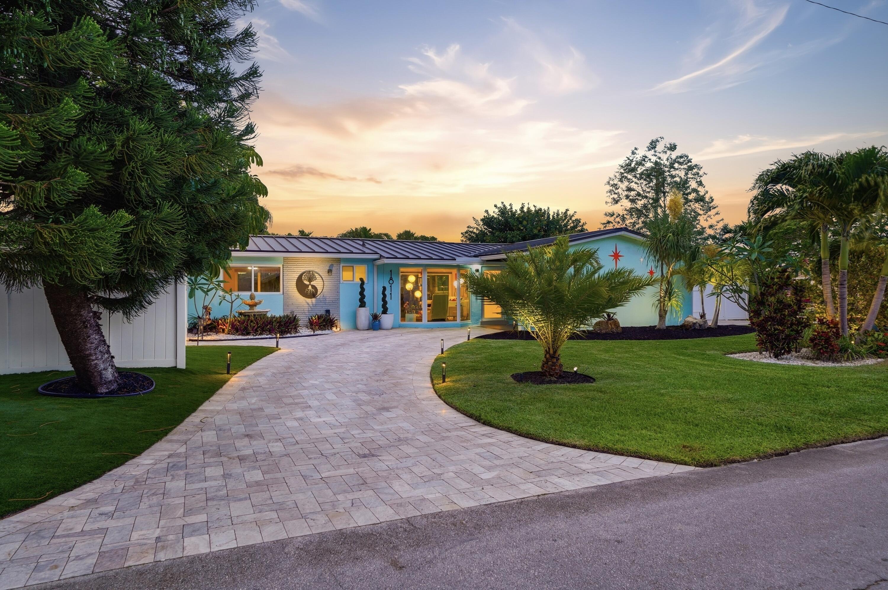 CORAL HIGHLANDS - Residential