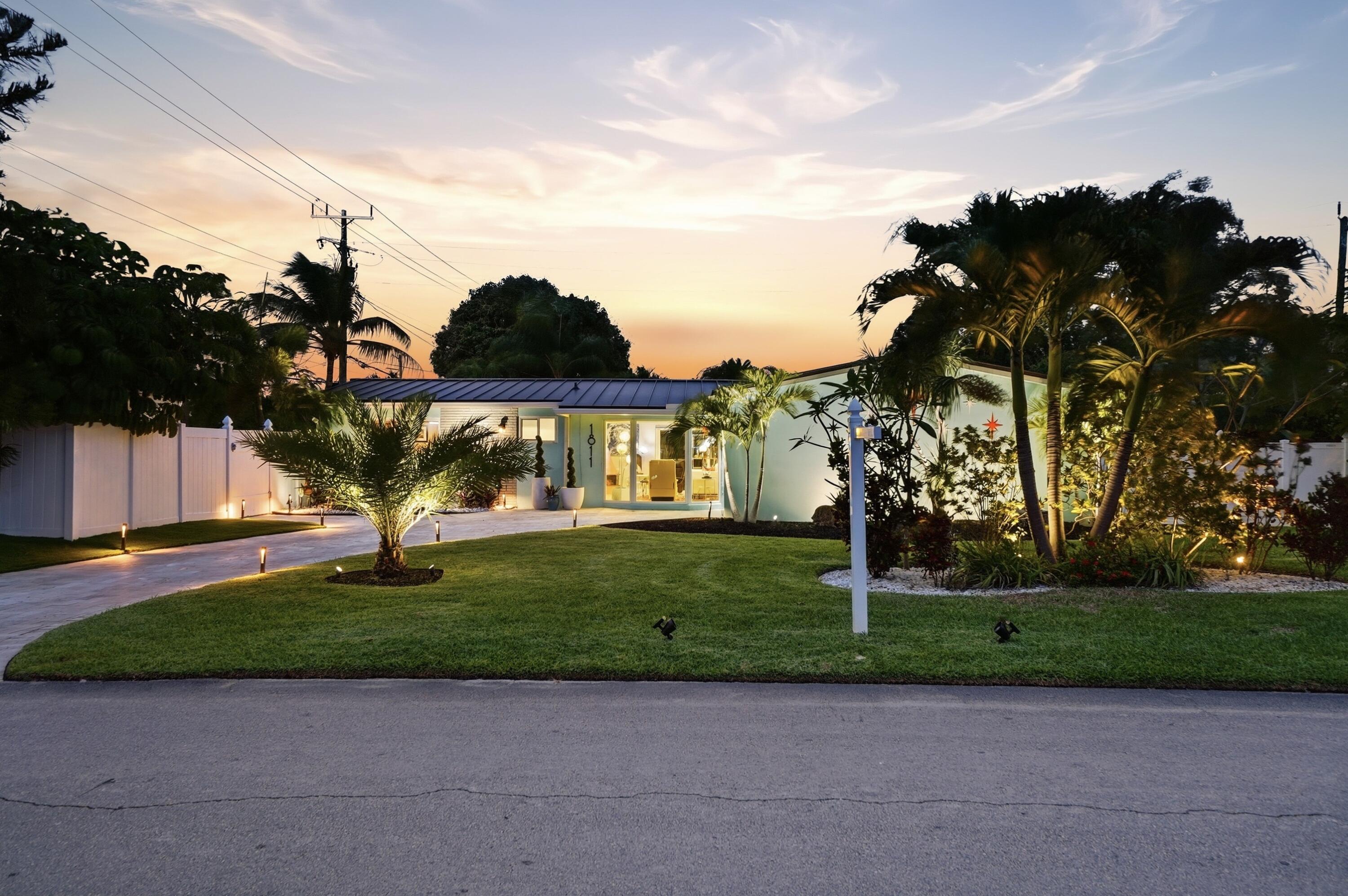 CORAL HIGHLANDS - Residential