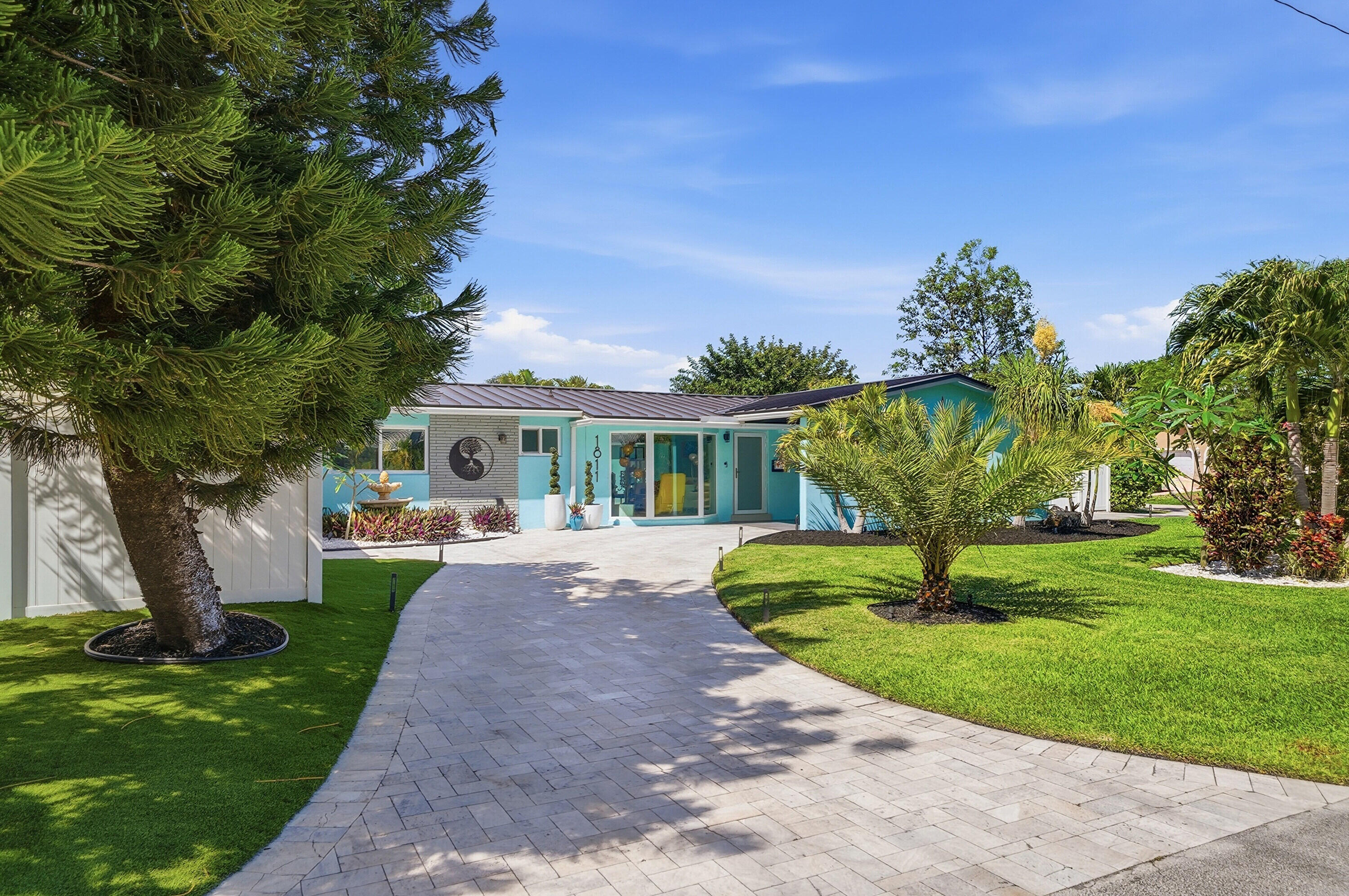 CORAL HIGHLANDS - Residential