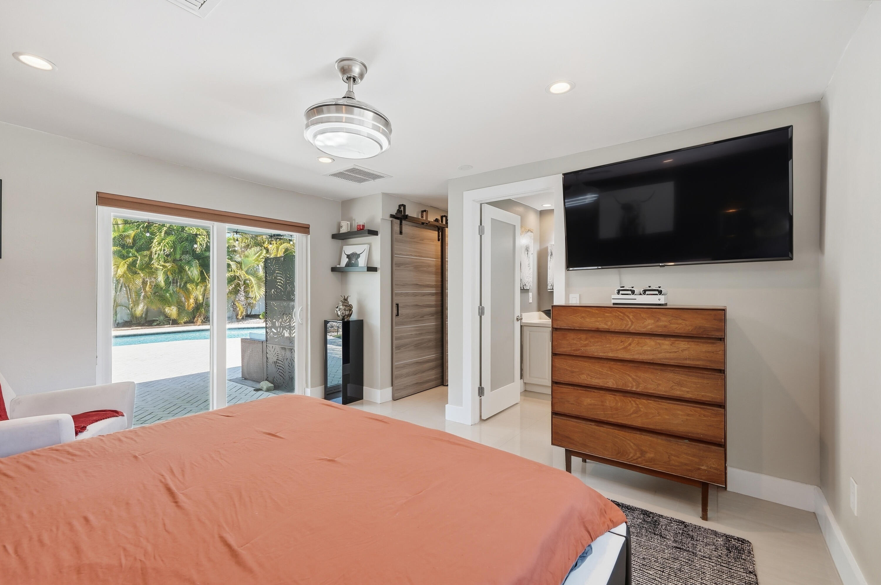 CORAL HIGHLANDS - Residential