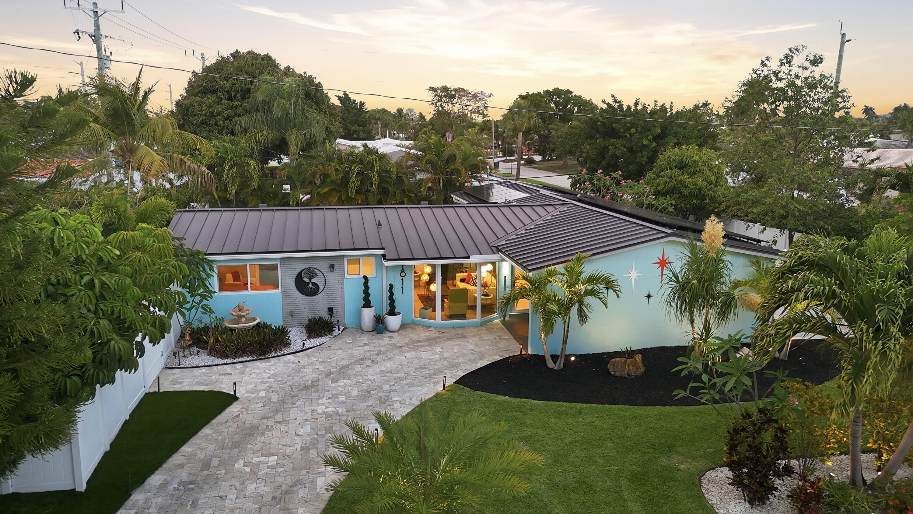 CORAL HIGHLANDS - Residential