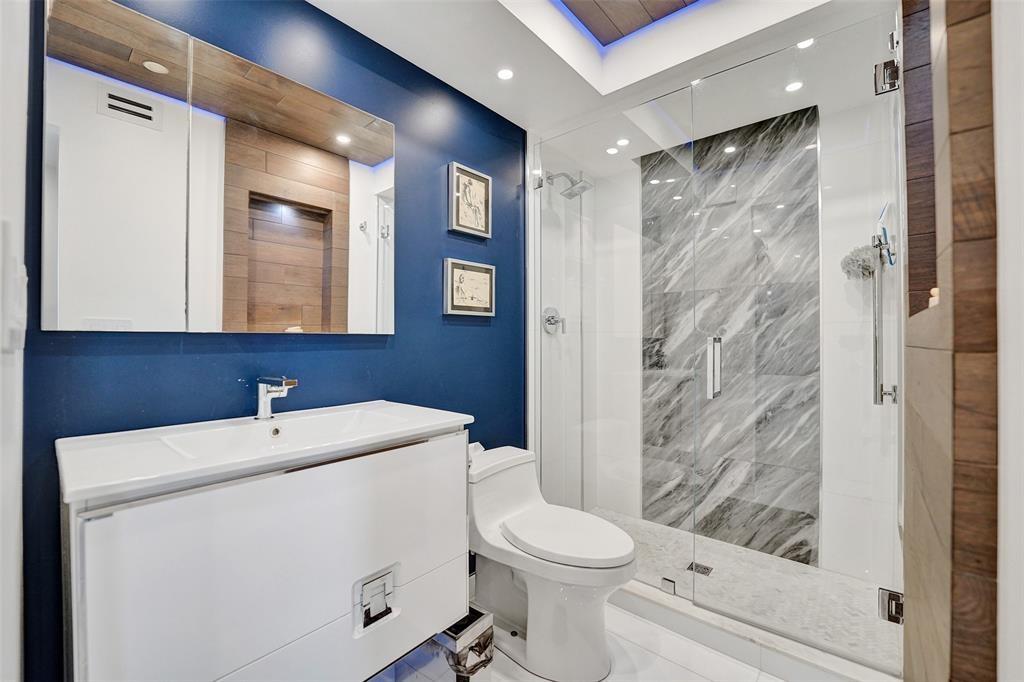 PARKER PLAZA CONDO ESTATE - Residential Lease