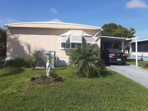 A home in Port St Lucie