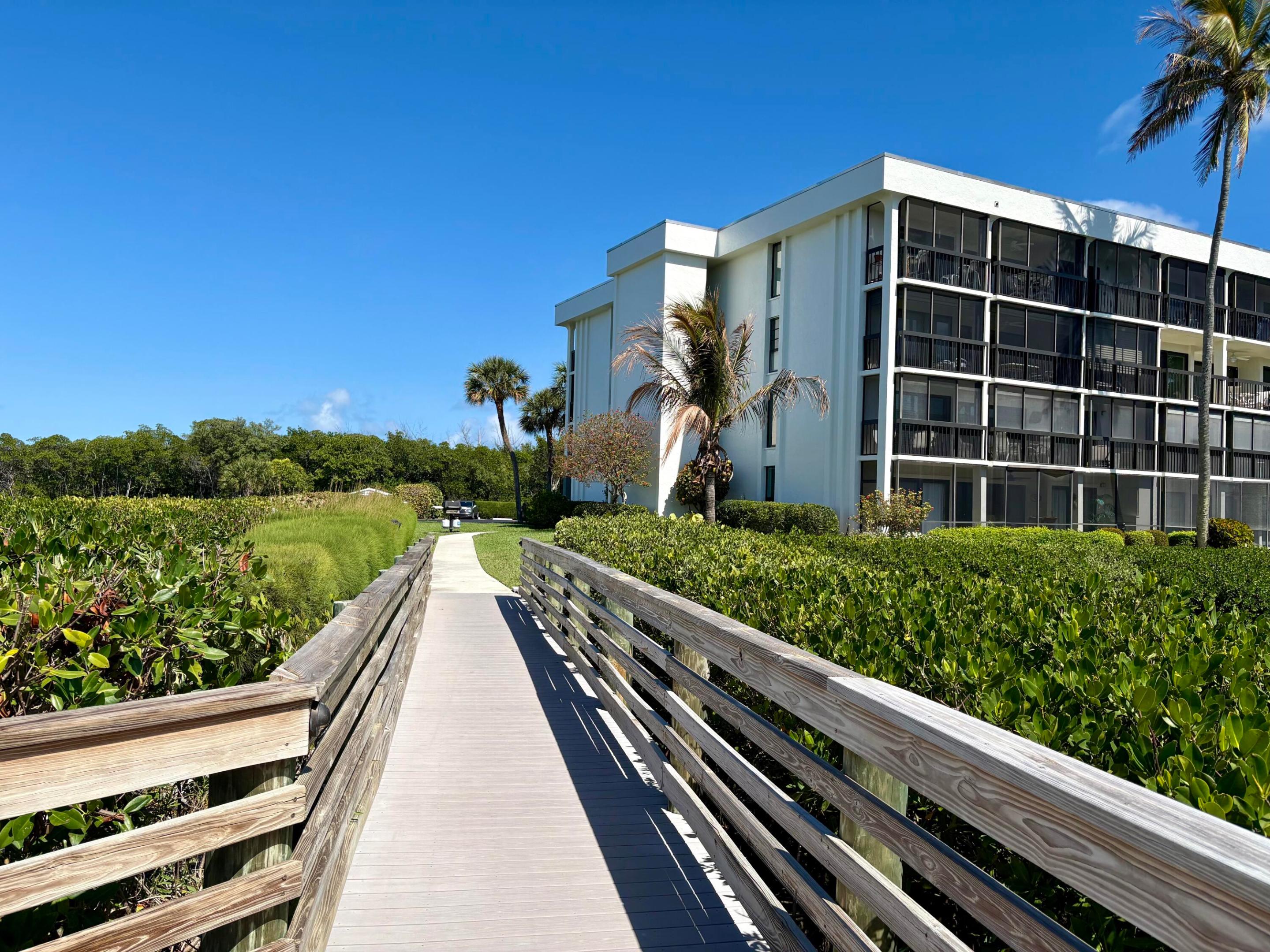 GREEN TURTLE COVE CONDO - Residential Lease