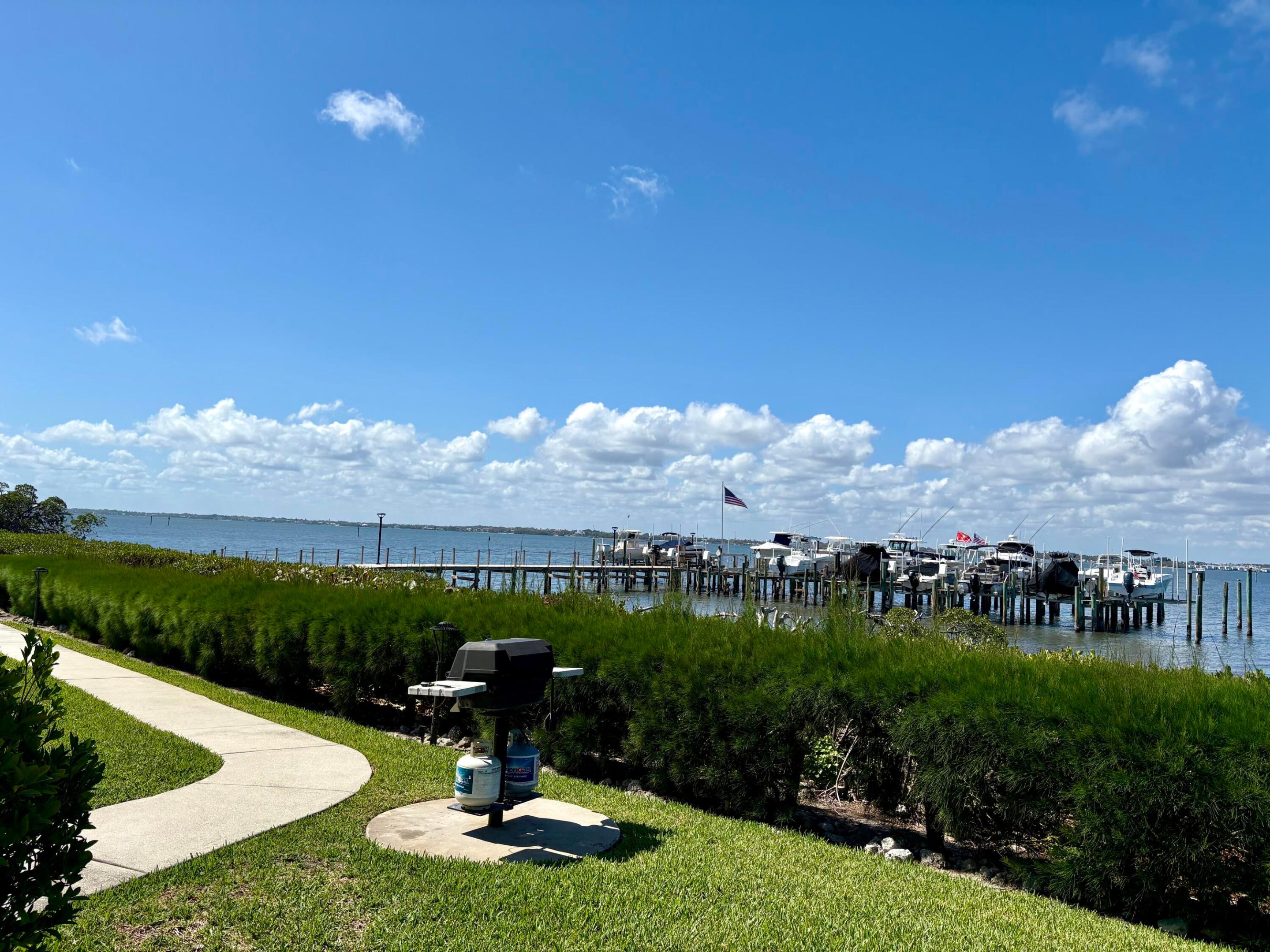 GREEN TURTLE COVE CONDO - Residential Lease