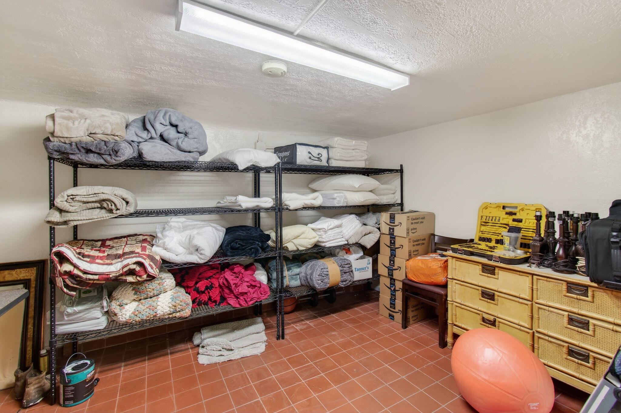 LAKEVIEW MANORS IN - Residential