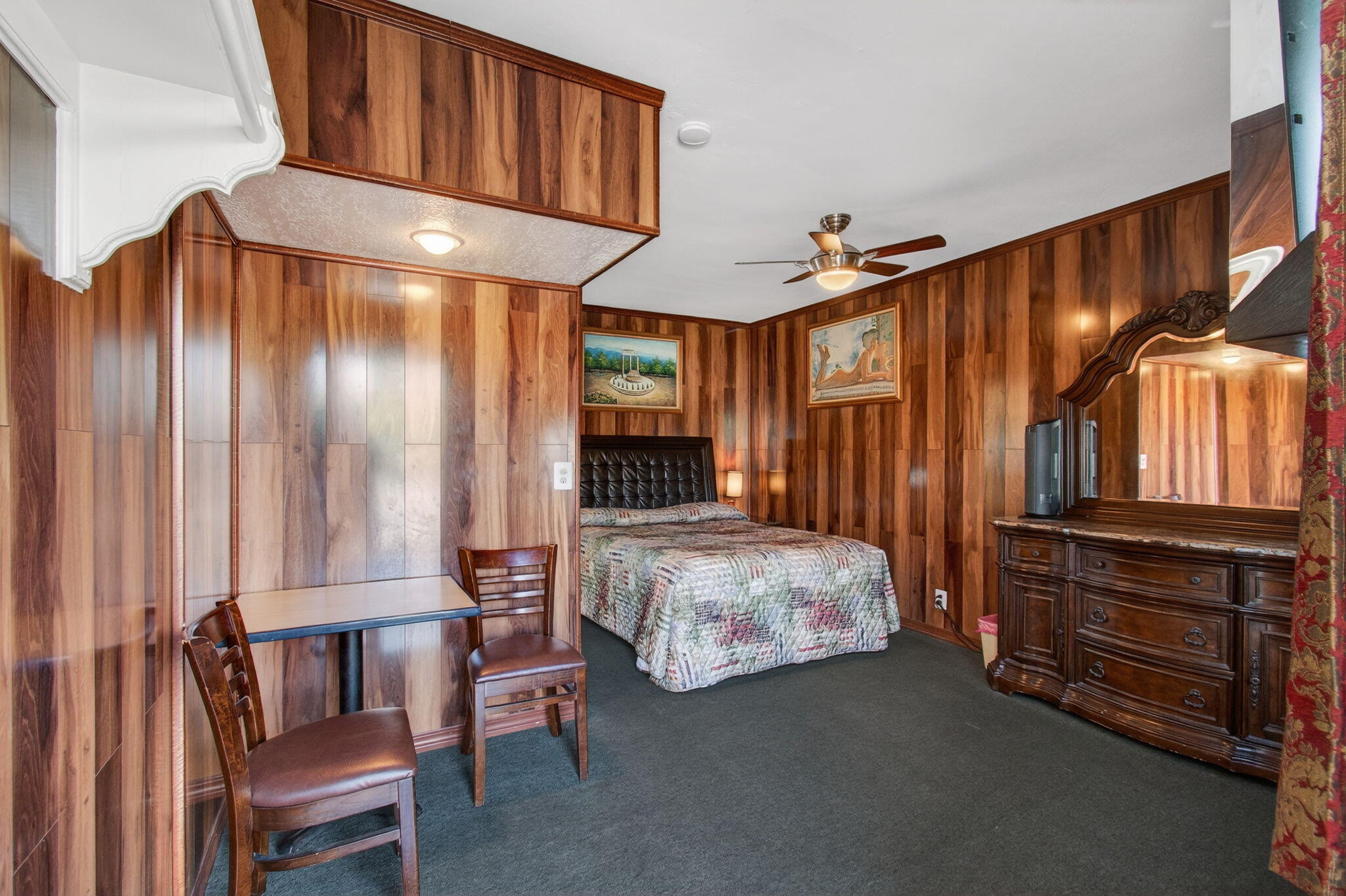 LAKEVIEW MANORS IN - Residential