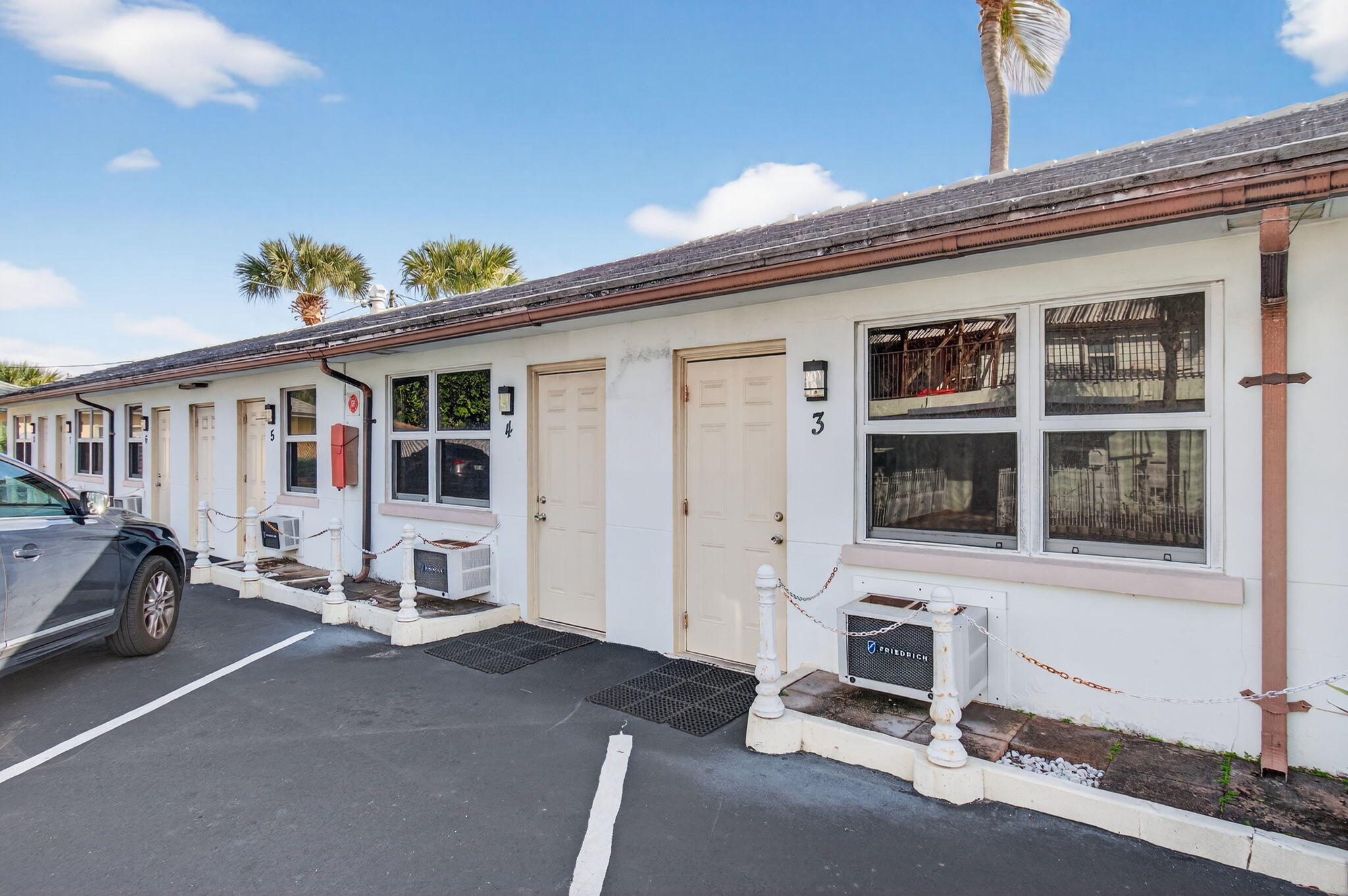 LAKEVIEW MANORS IN - Residential