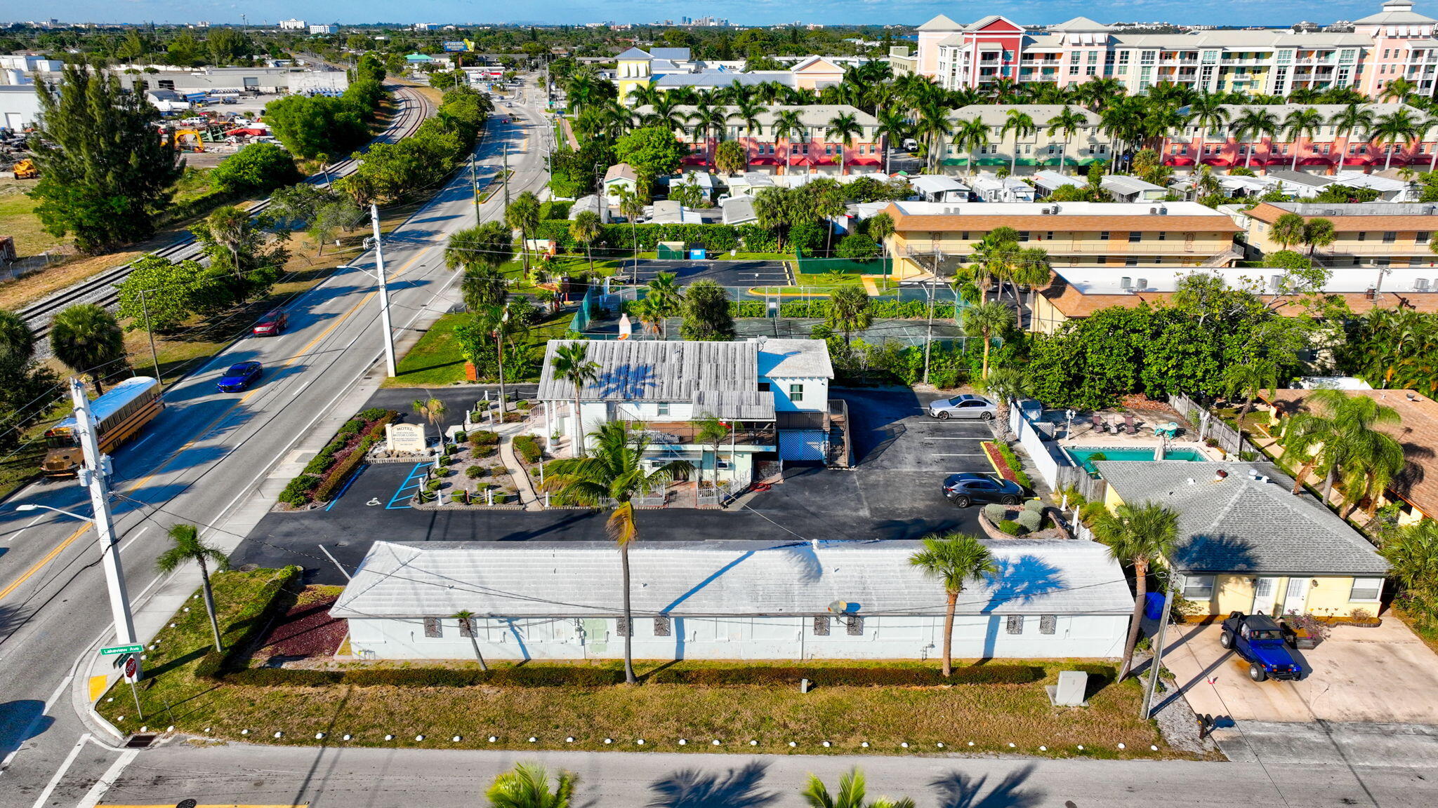 LAKEVIEW MANORS IN - Residential