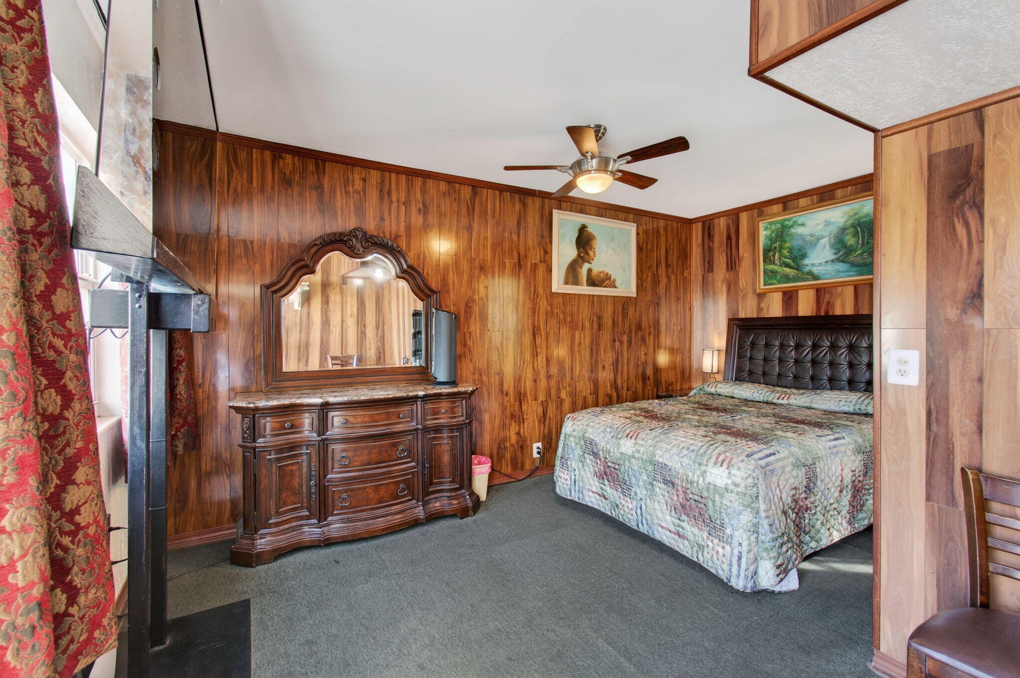 LAKEVIEW MANORS IN - Residential