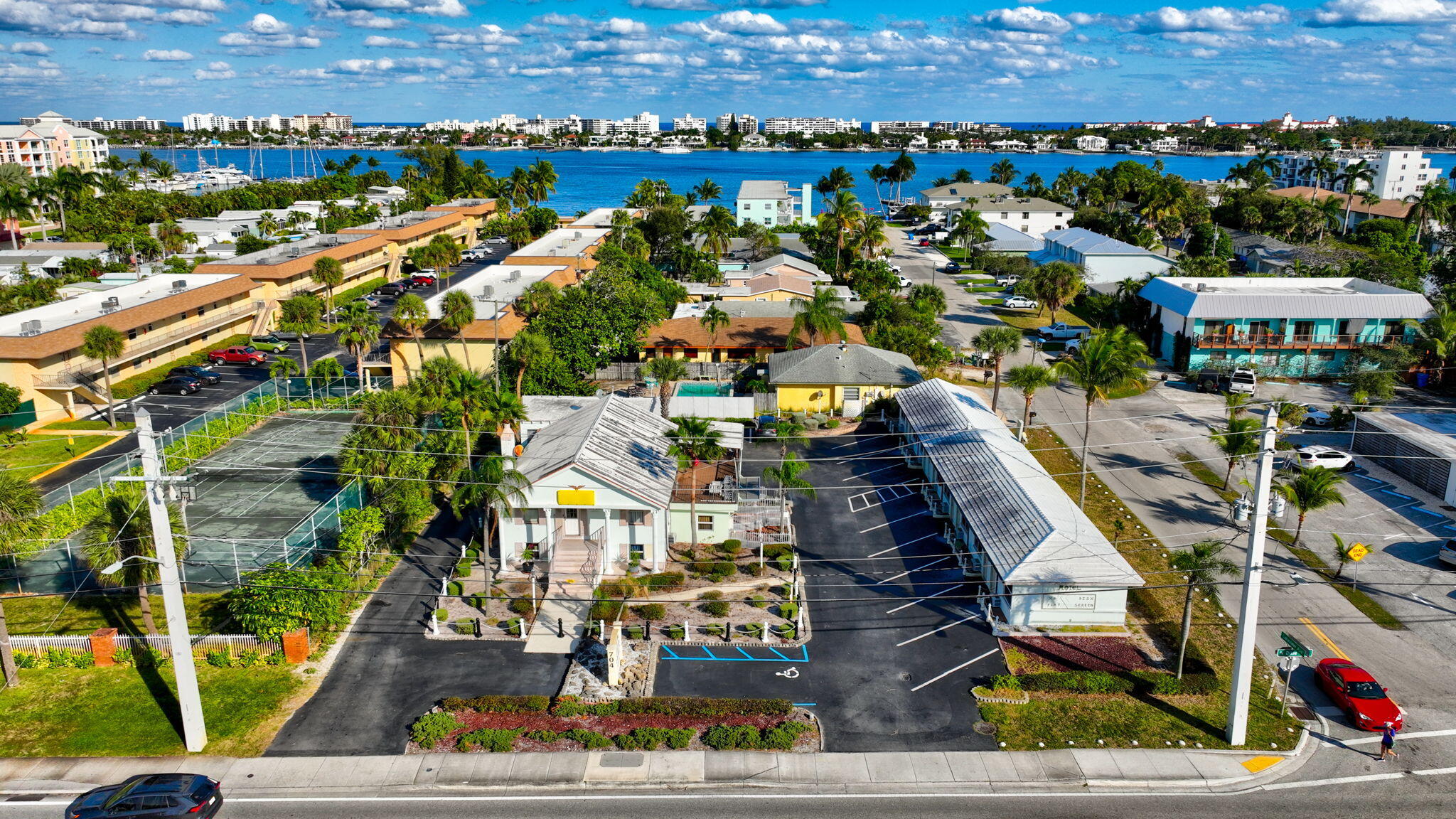 LAKEVIEW MANORS IN - Residential